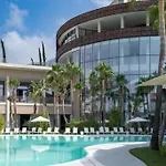 Mara's Higueron West - Luxurious & Sunny *