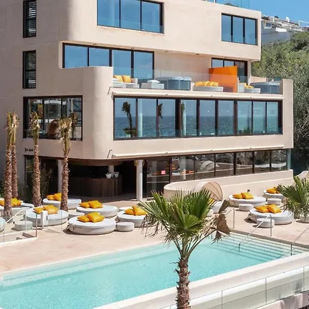 Apartment Mara's Higueron West - Luxurious & Sunny