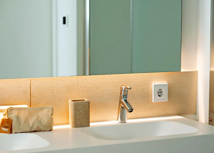 Mara's Higueron West - Luxurious & Sunny Apartment Fuengirola