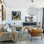 Mara's Higueron West - Luxurious & Sunny Apartman